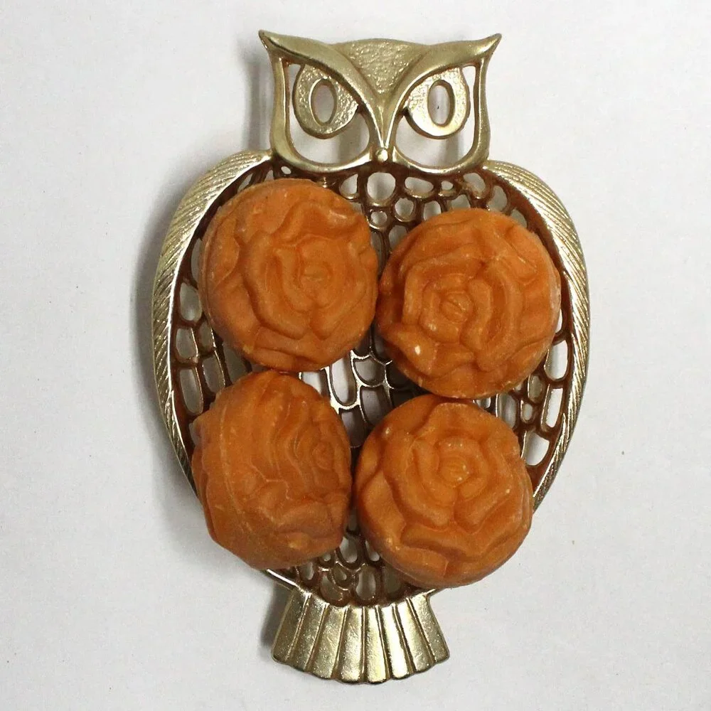 Vintage Gold Tone Shiny Owl Shaped Soap or Trinket Dish Holder & Soap Rosettes